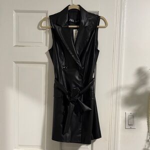Zara Black Faux Leather Sleeveless vest